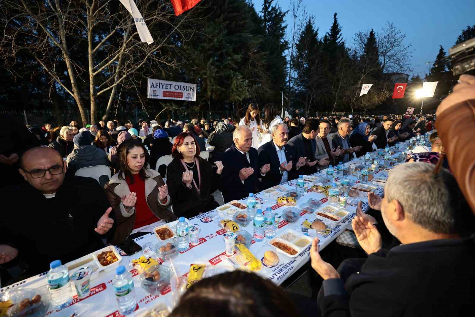 Yenişehir iftarında konuşan Başkan Zolan; “Hizmet destanları yazmaya devam edeceğiz”
