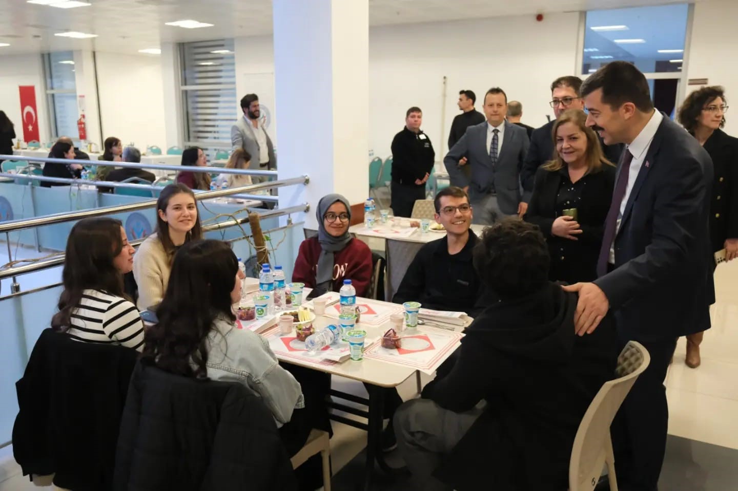 Tıp Fak&uuml;ltesi ve Diş Hekimliği Fak&uuml;ltesinde iftar
