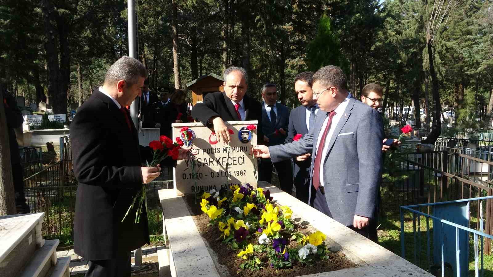 Çanakkale şehitleri Uşak’ta törenle anıldı
