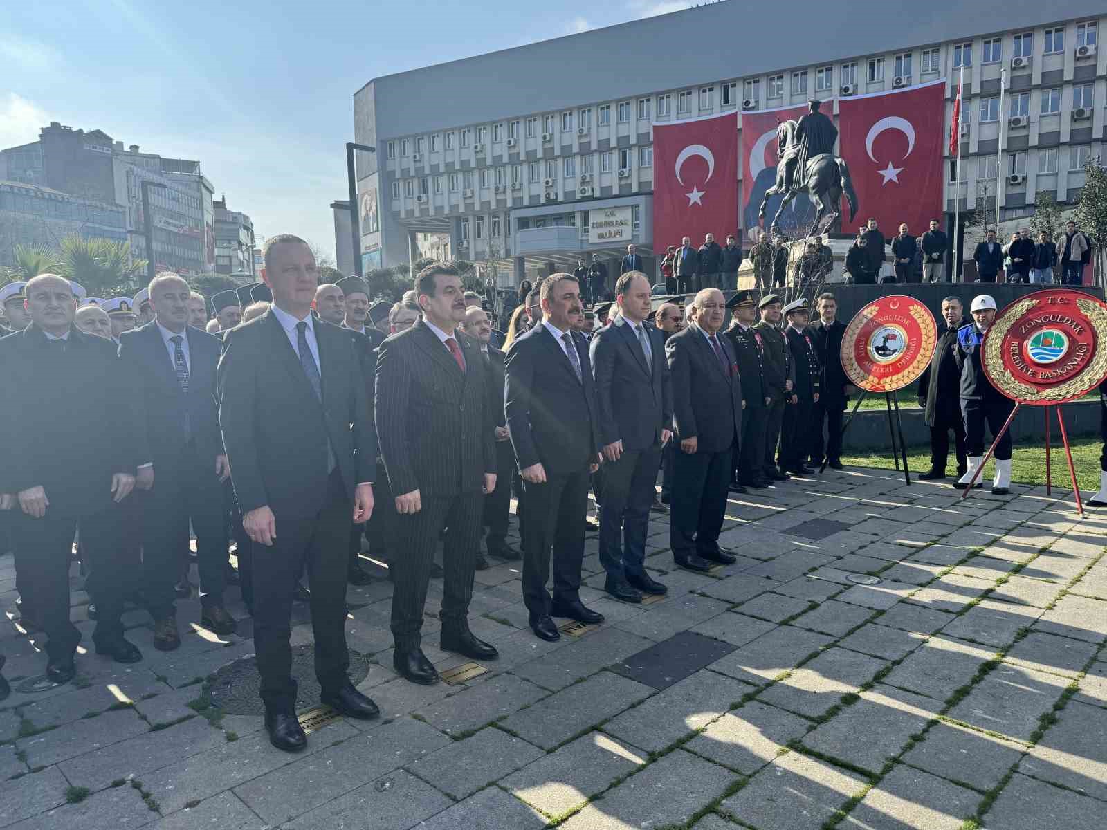 Zonguldak&rsquo;ta &Ccedil;anakkale Şehitleri anıldı
