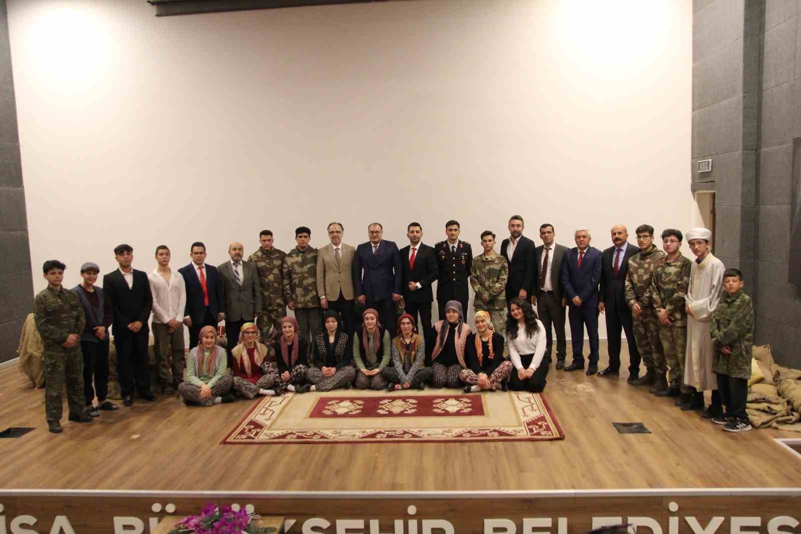 Manisa&rsquo;nın il&ccedil;elerinde şanlı zaferin 109. yılı kutlandı
