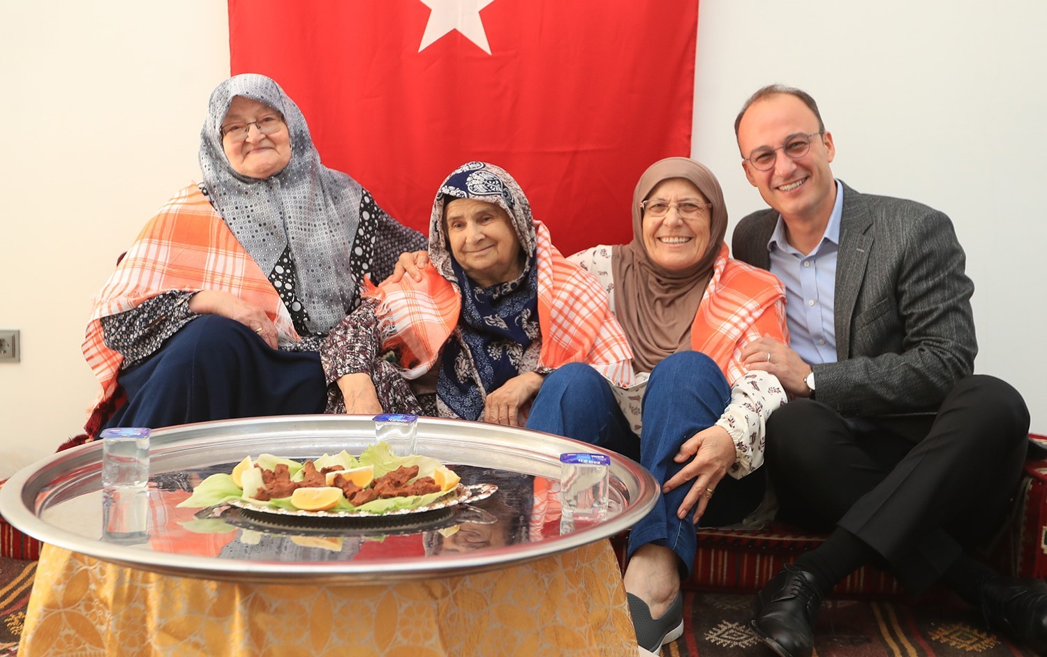 Pamukkale’de alzheimer merkezi hastalara umut oluyor