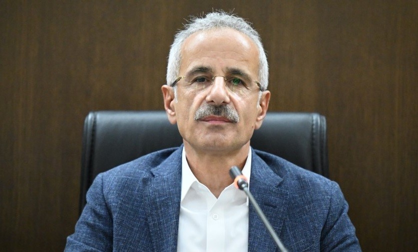 Ulaştırma ve Altyapı Bakanı Abdulkadir Uraloğlu