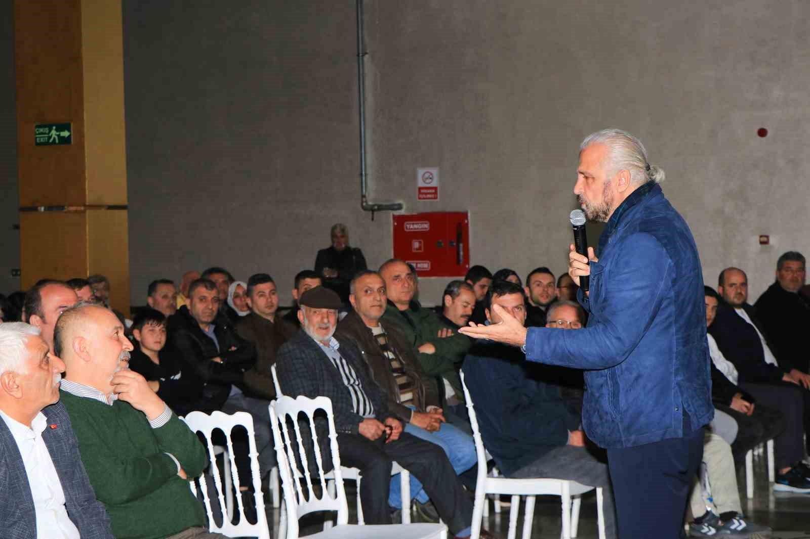 Mete Yarar, &Ccedil;iftlikk&ouml;y&rsquo;de T&uuml;rk Y&uuml;zyılını anlattı
