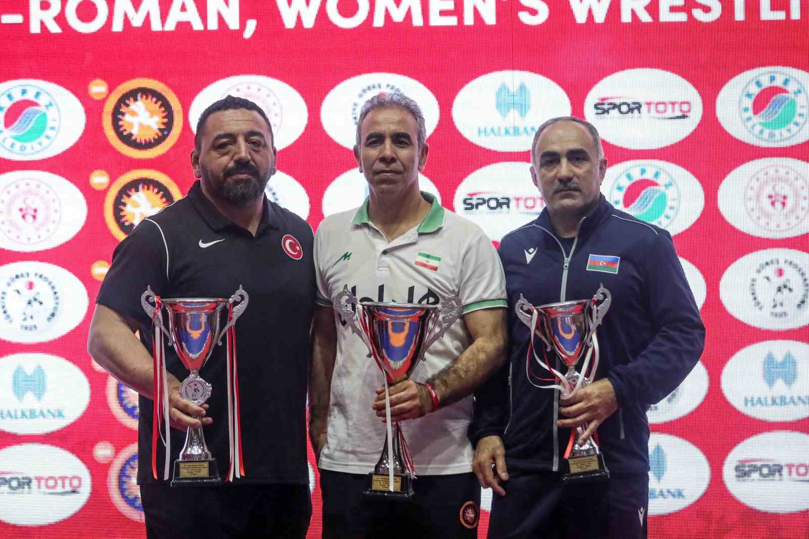 Uluslararası Şampiyonlar Turnuvası&rsquo;nda Kadınlarda şampiyon T&uuml;rkiye
