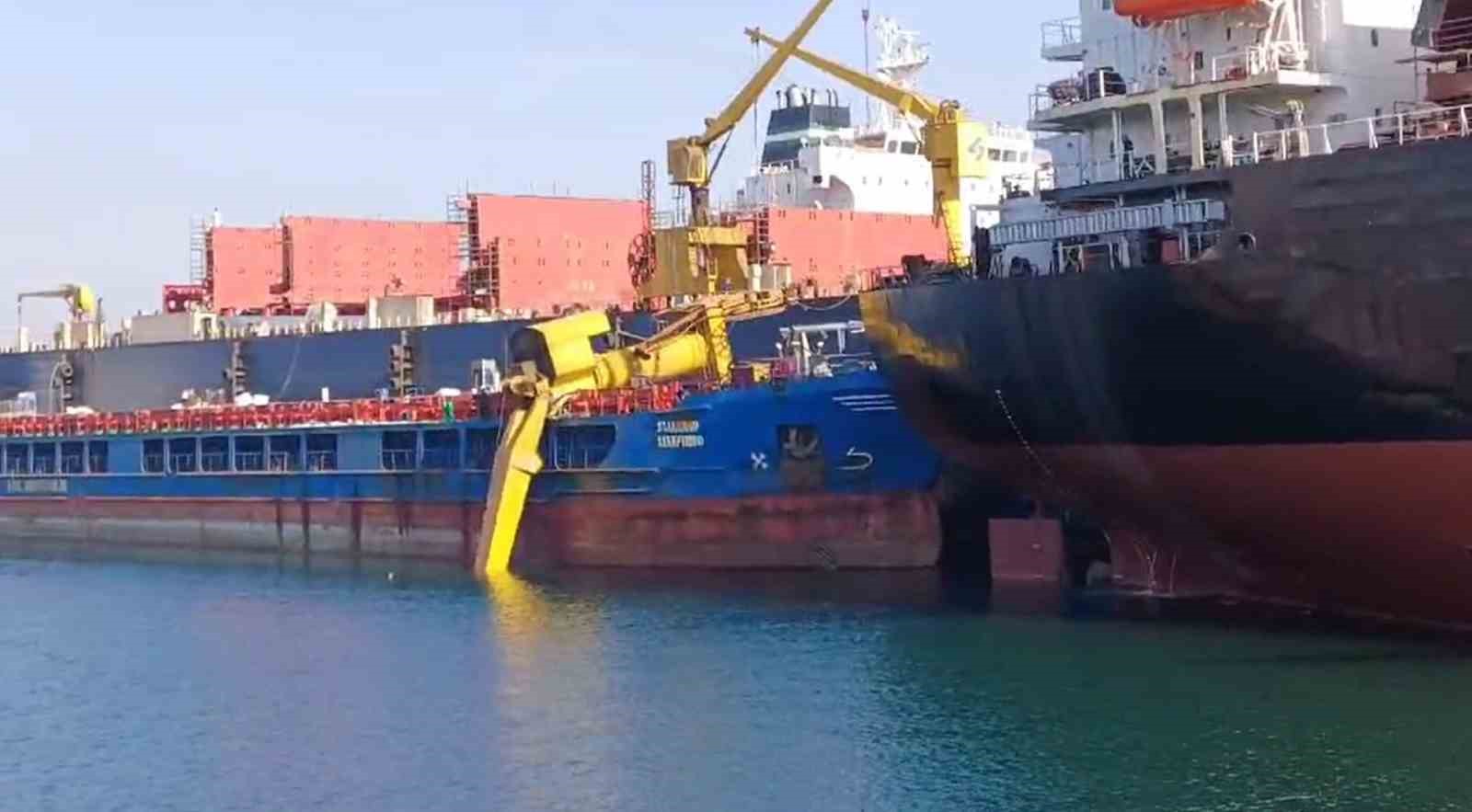 Yalova&rsquo;da devrilen kule vincinin operat&ouml;r&uuml; hayatını kaybetti
