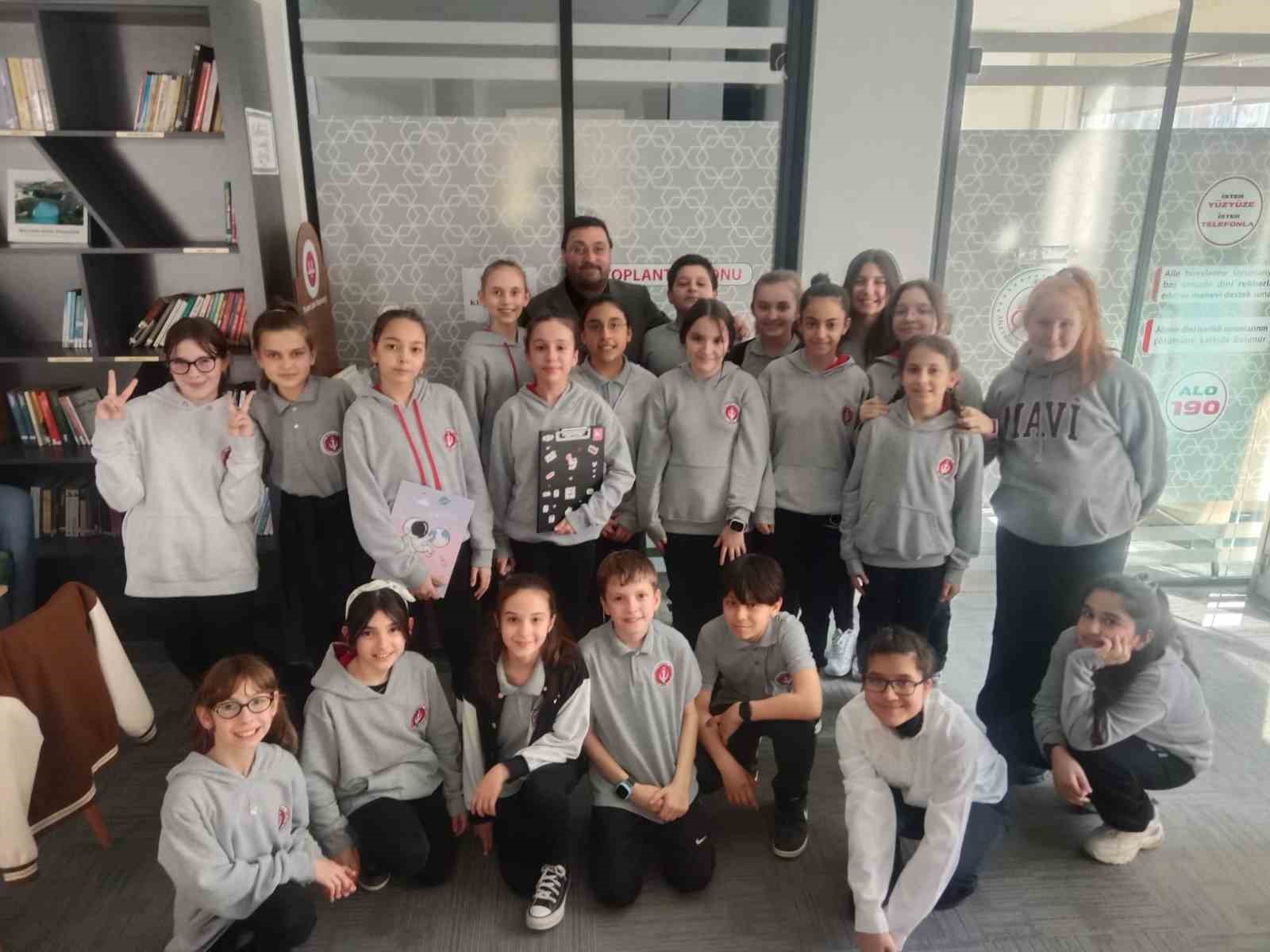Kırklareli’nde şiir okuma yarışmasında ödüller sahibini buldu