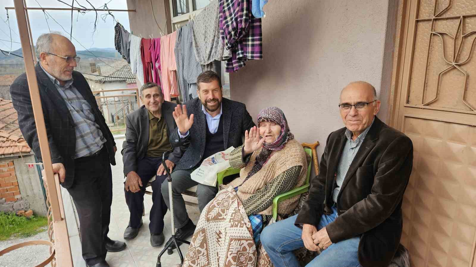 Sındırgı’da iftar geleneği devam ediyor
