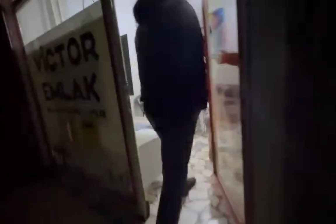 Diyarbakır&rsquo;da emlak ofisine sanal bahis baskını: 4 g&ouml;zaltı
