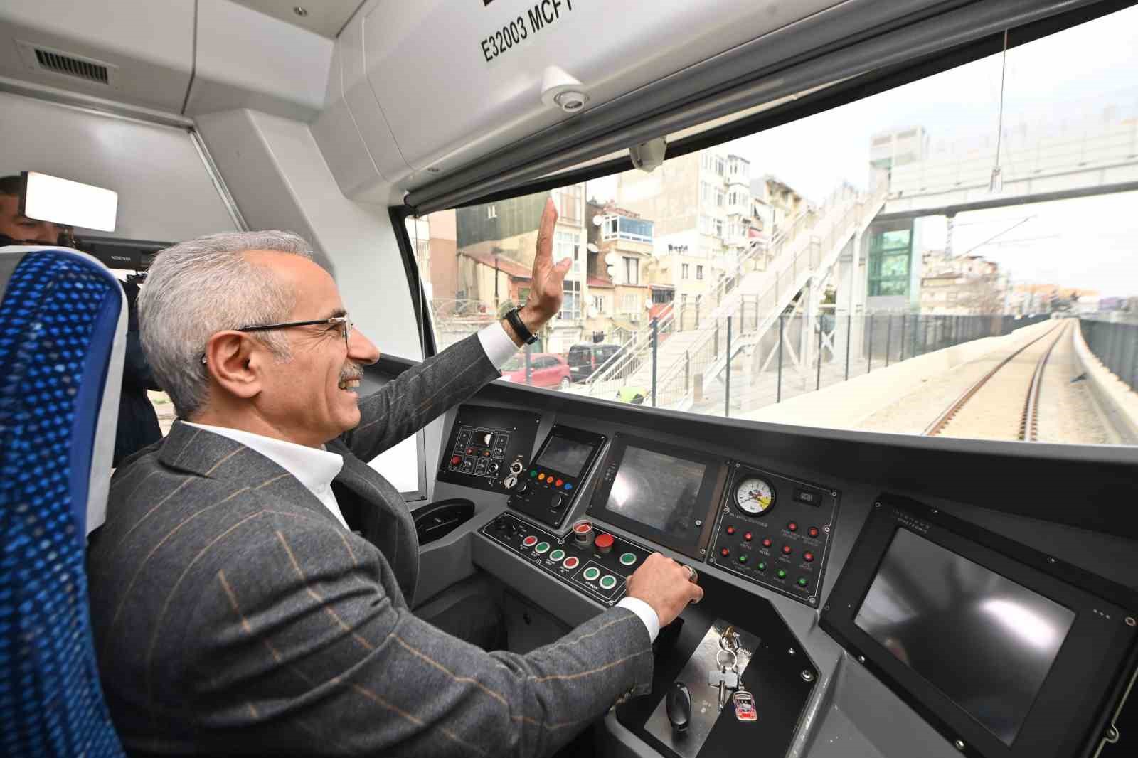 Bakan Uraloğlu: “Ankara-Elmadağ Bölgesel Treni, 21 Mart tarihinden itibaren işletilmeye başlayacak”
