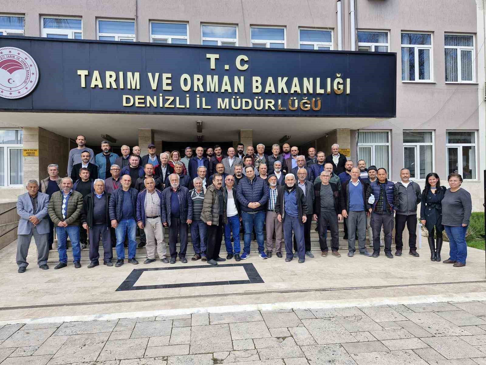 Denizli’de arı yetiştiricilerine arı hastalıklarıyla mücadele eğitimi verildi