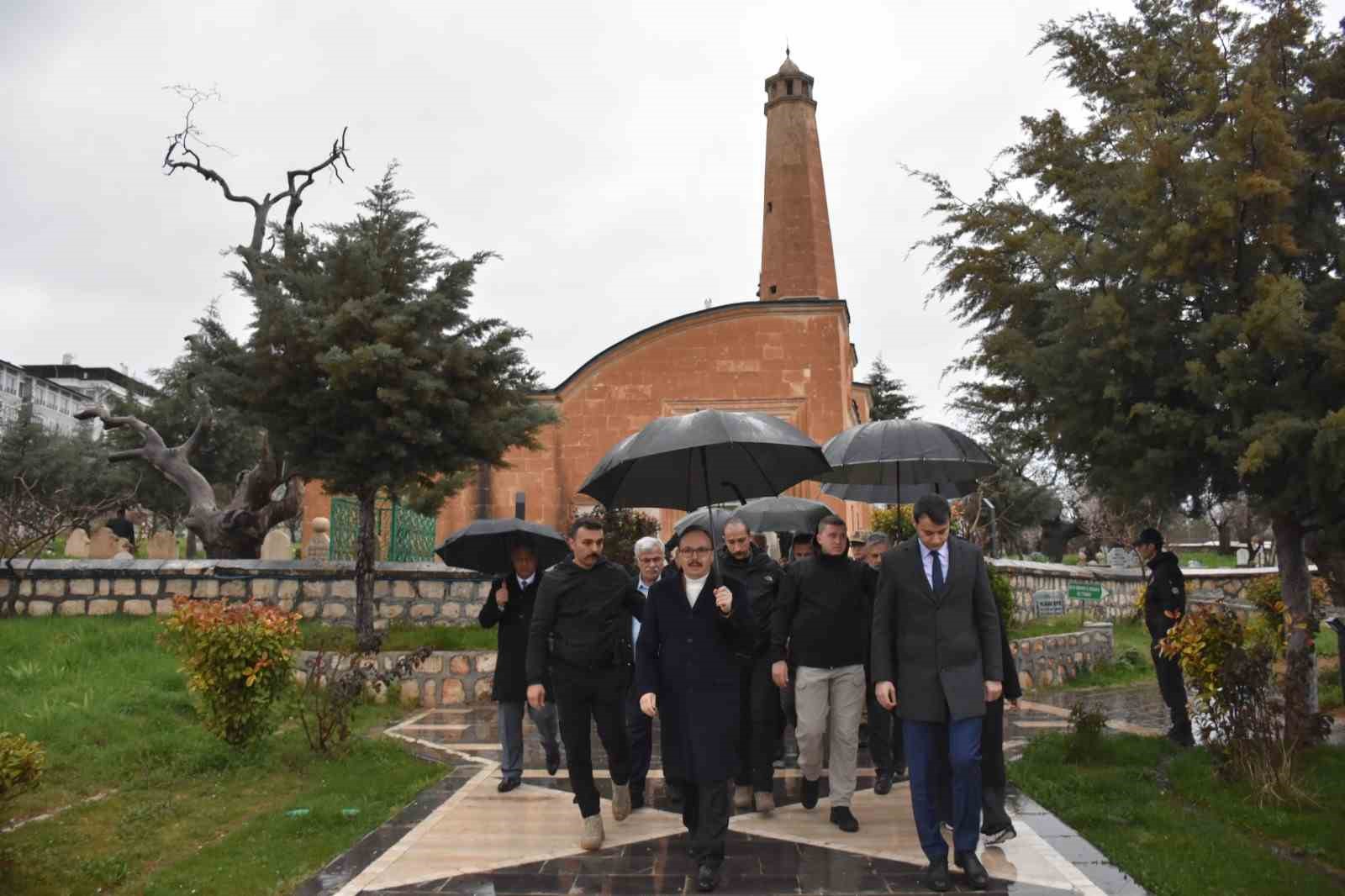 Siirt Tillo&rsquo;da &rsquo;ışık hadisesi&rsquo; yağmurlu hava nedeniyle ger&ccedil;ekleşmedi
