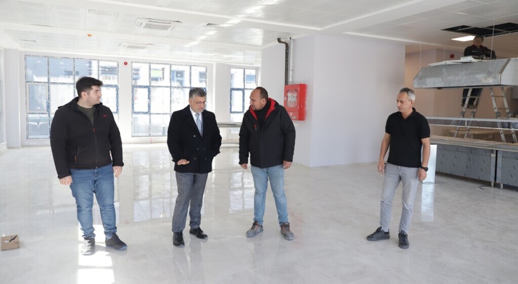 Rektör Kızıltoprak, Kütahya Teknokent’te inşaatı devam eden ek binayı inceledi