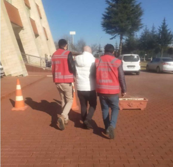 Isparta&rsquo;da &ccedil;eşitli su&ccedil;lardan aranan 30 şahıs yakalandı
