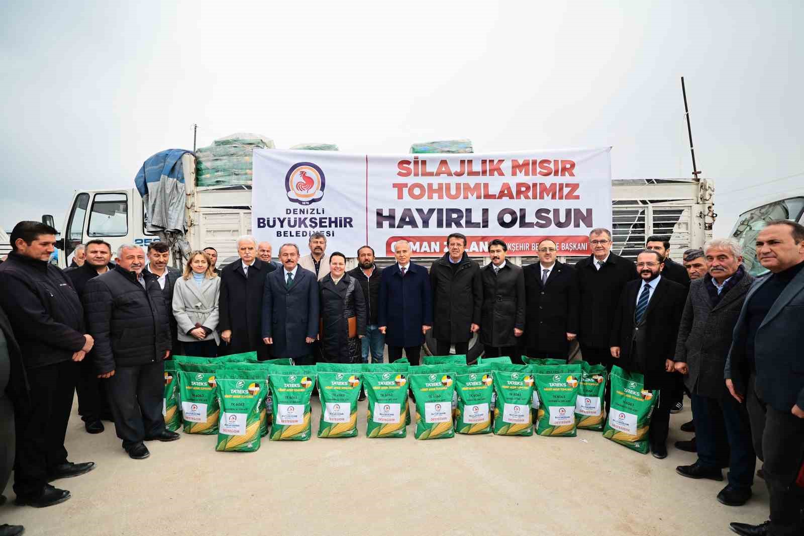 Denizli B&uuml;y&uuml;kşehirden 3 yılda 210 tonluk silajlık tohum desteği
