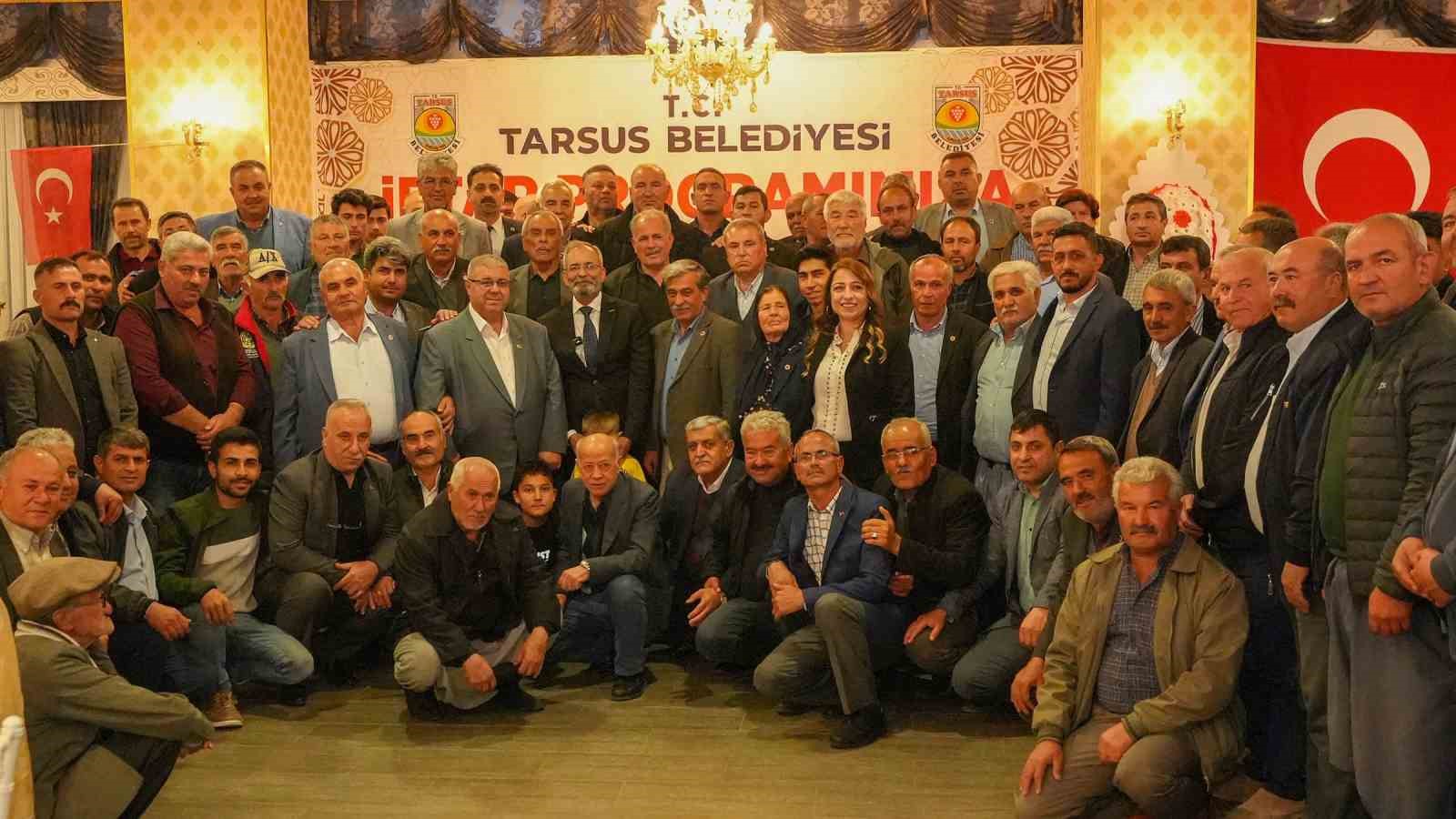 Başkan Bozdoğan, muhtarlarla iftarda bir araya geldi