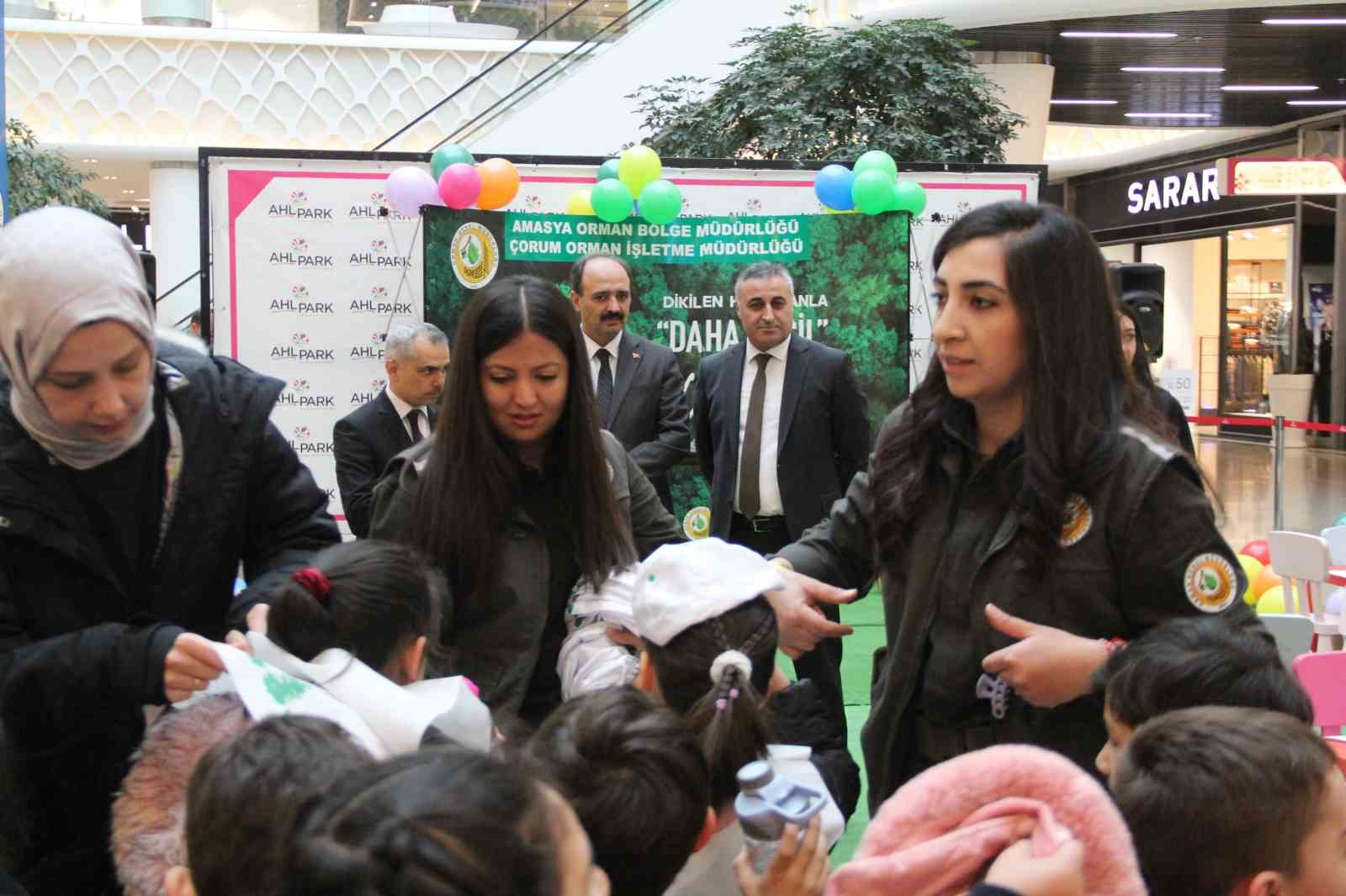 &Ccedil;orum Valisi Dağlı: &ldquo;20 yılda 94 milyon fidanı toprakla buluşturduk&rdquo;
