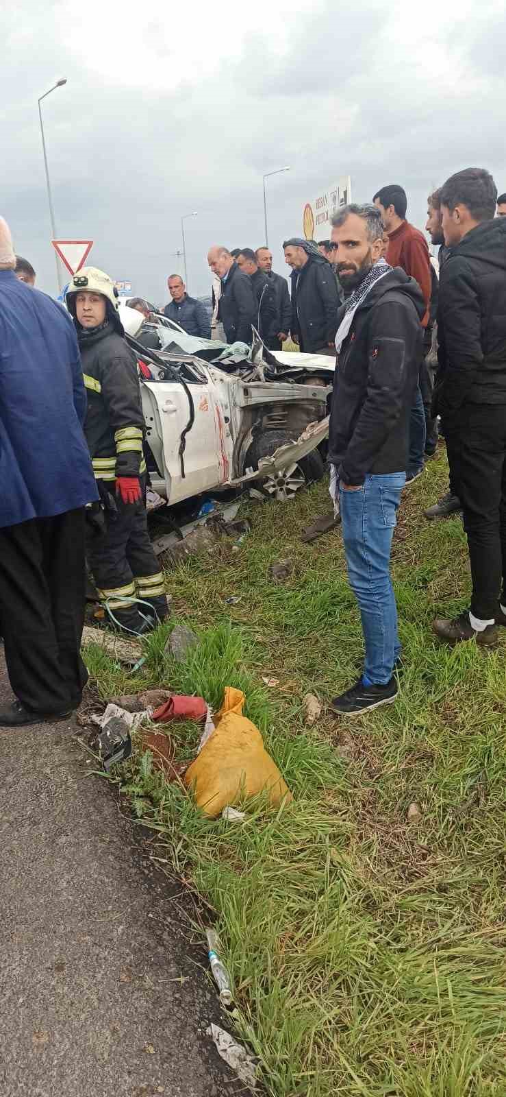 Kontrolden &ccedil;ıkan otomobil takla attı: 2 yaralı
