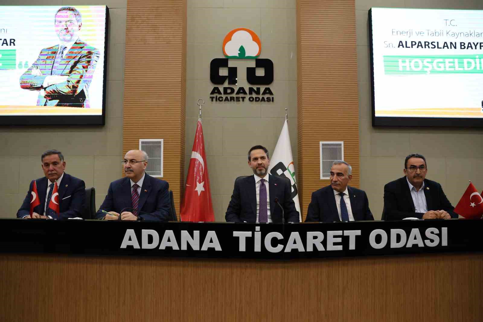 Bakan Bayraktar: "Türkiye enerjideki dışa bağımlılığını 30 yıla ortadan kaldıracak"