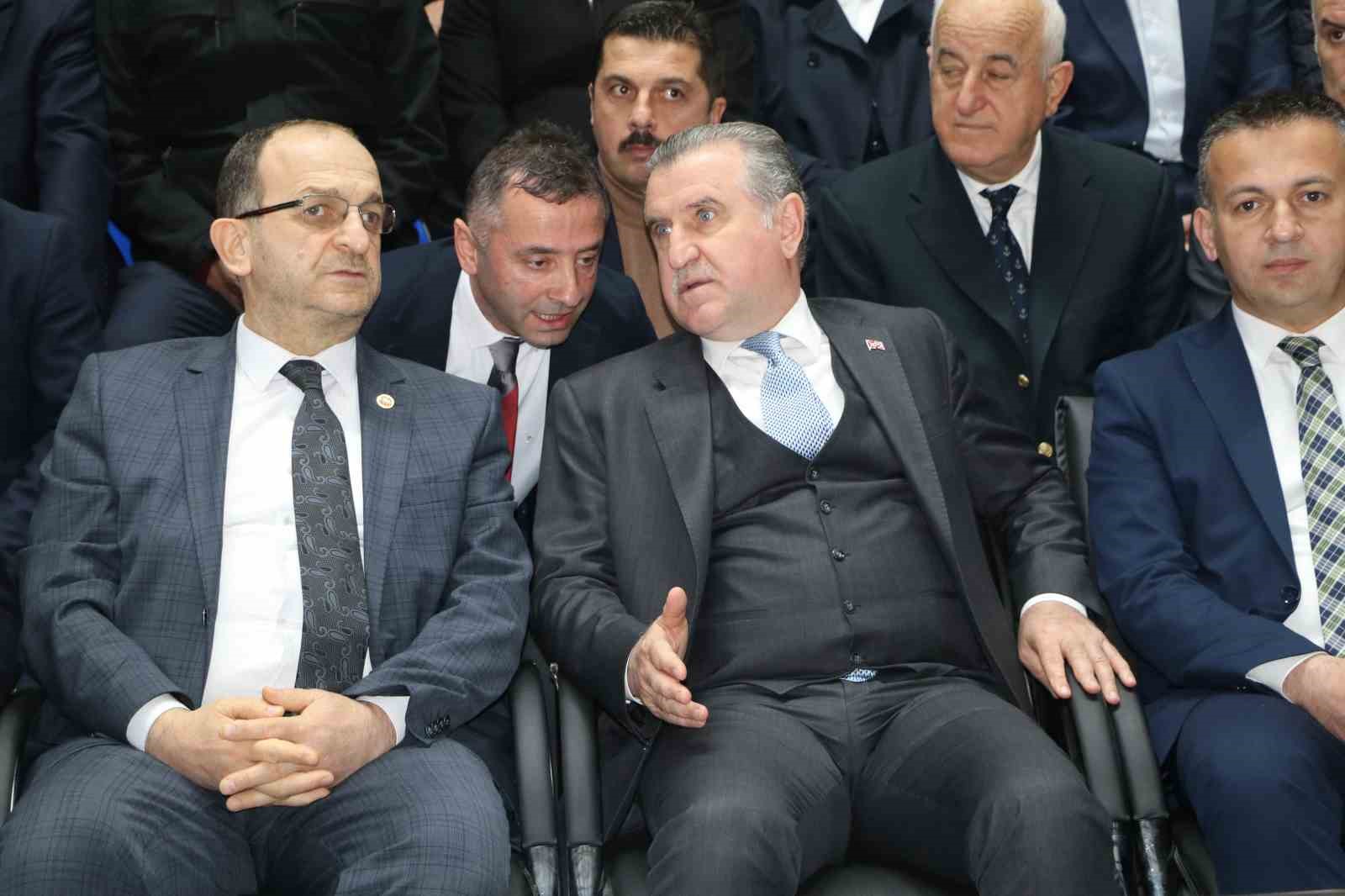 Gençlik ve Spor Bakanı Bak: “Bizim görevimizin başında da uyuşturucu ile mücadele var”
