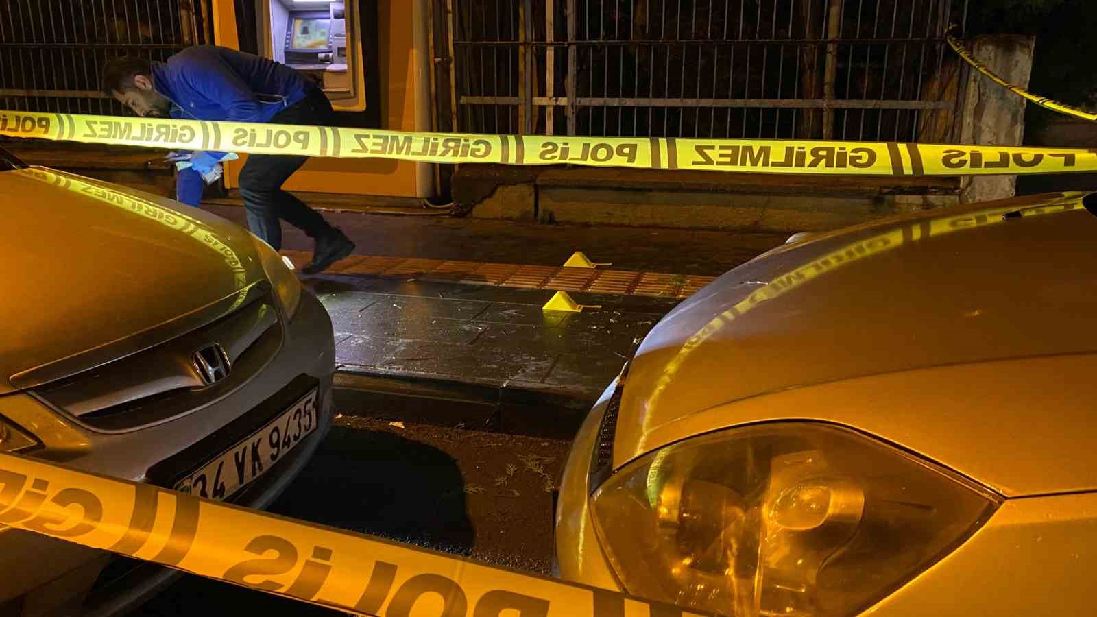 Diyarbakır’da cadde üzerinde silahlı saldırıya uğrayan kadın ağır yaralandı