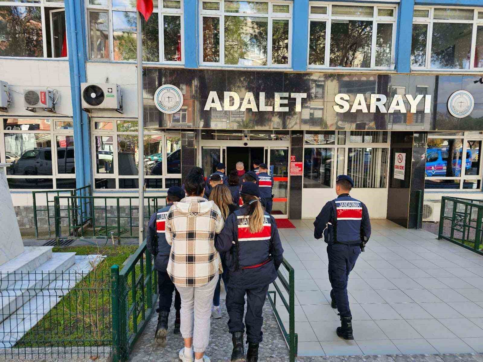 Uyuşturucu operasyonunda 4 tutuklama