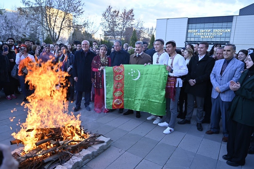 Uşak Üniversitesinde Nevruz coşkusu yaşandı
