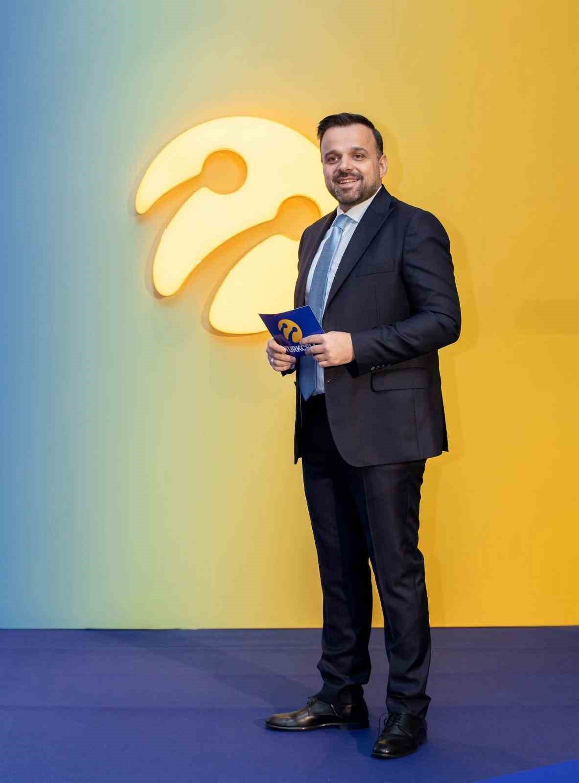Turkcell, 2023 yılında da istikrarlı ve g&uuml;&ccedil;l&uuml; b&uuml;y&uuml;mesini s&uuml;rd&uuml;rd&uuml;
