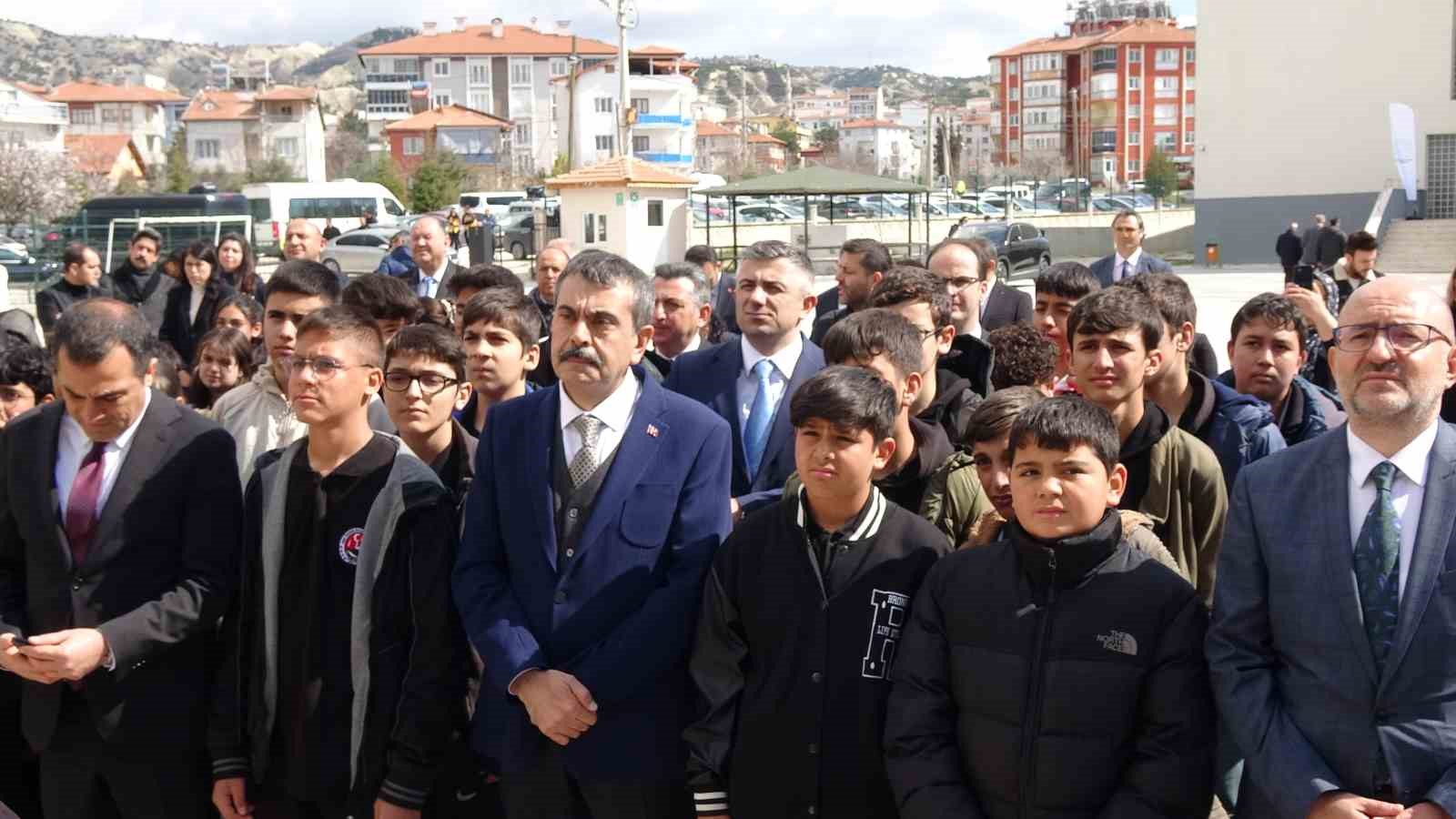 Bakan Tekin&rsquo;den Burdur&rsquo;a 24 proje s&ouml;z&uuml;
