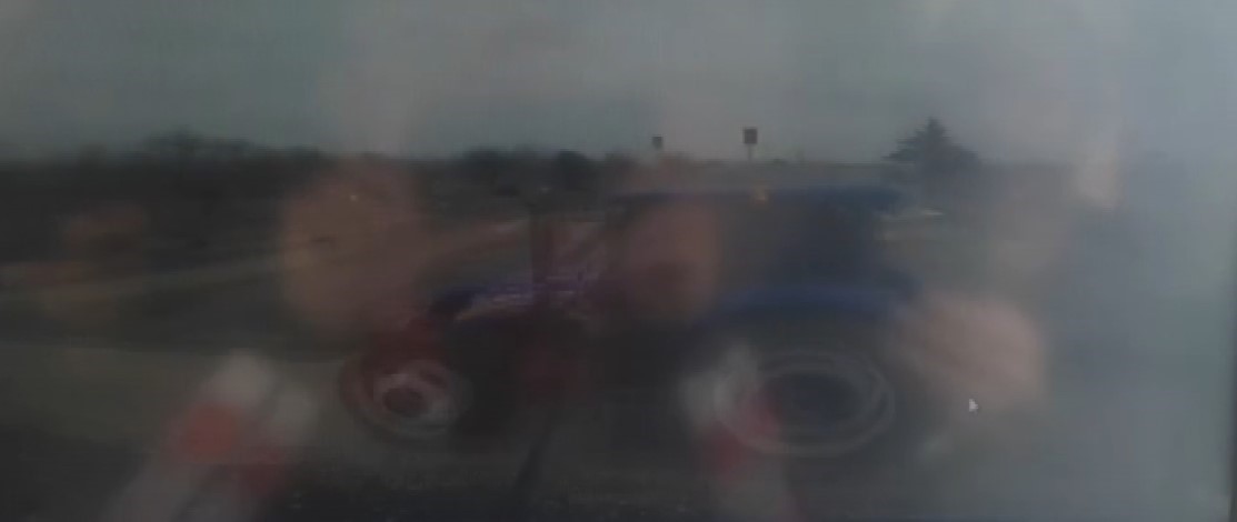 Isparta’da tren ile traktörün çarpıştığı kazanın kamera görüntüleri ortaya çıktı