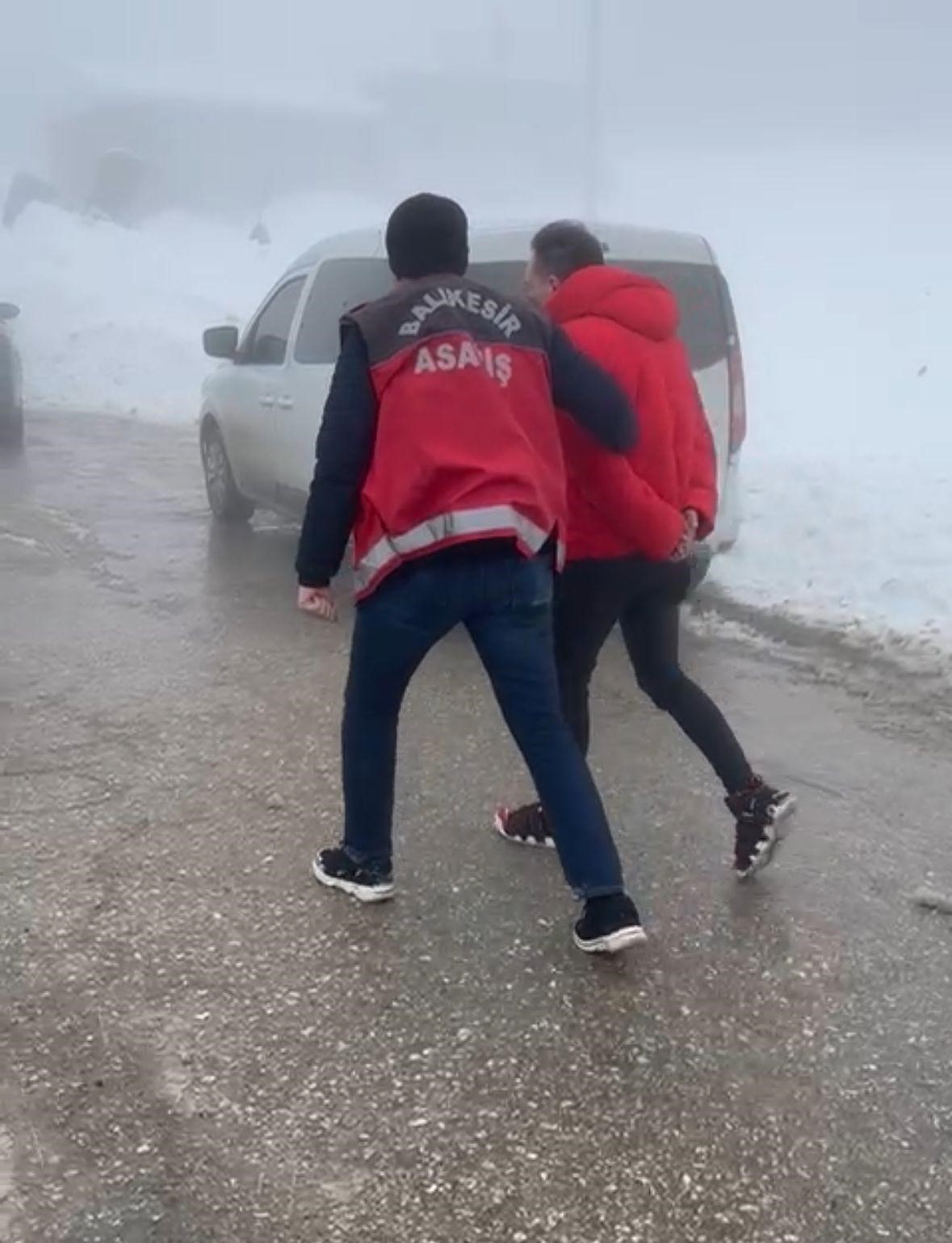 Balıkesir’de eve giren hırsız Bursa’da yakalandı