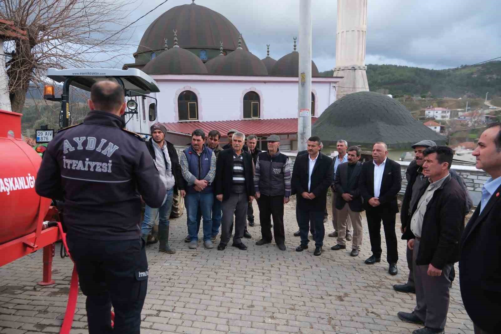 Aydın Büyükşehir Belediyesi’nin yangın söndürme tankeri dağıtımı sürüyor