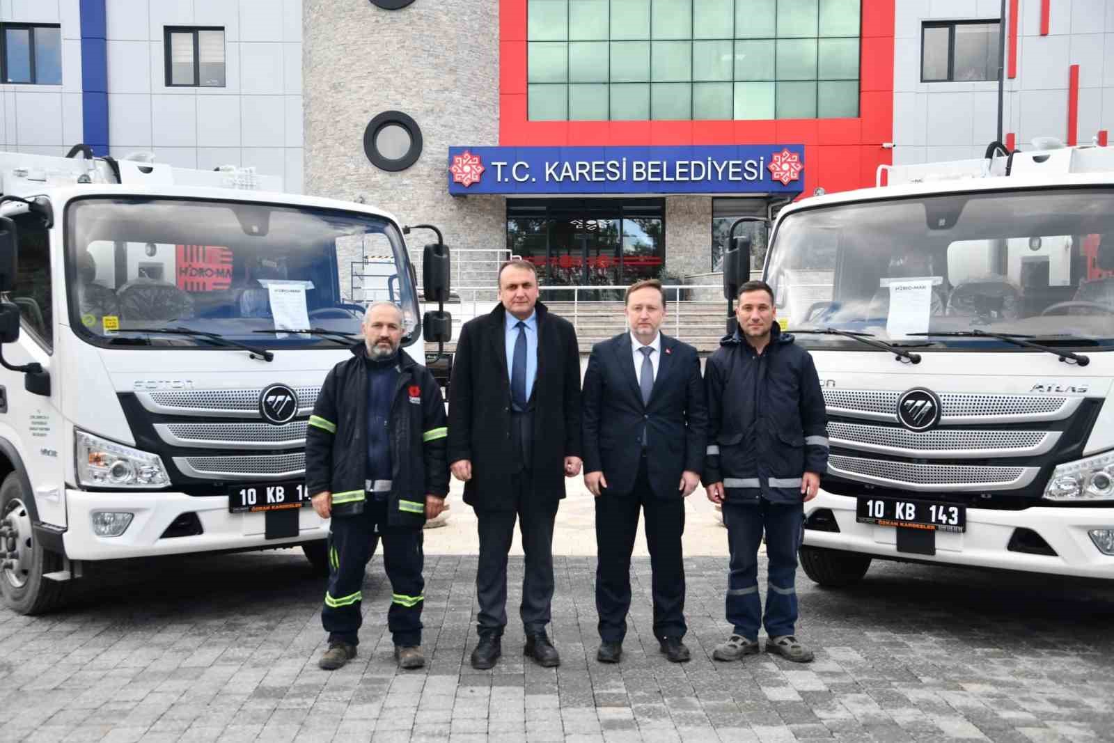 Çevre Bakanlığı’ndan Karesi’ye 2 çöp kamyonu