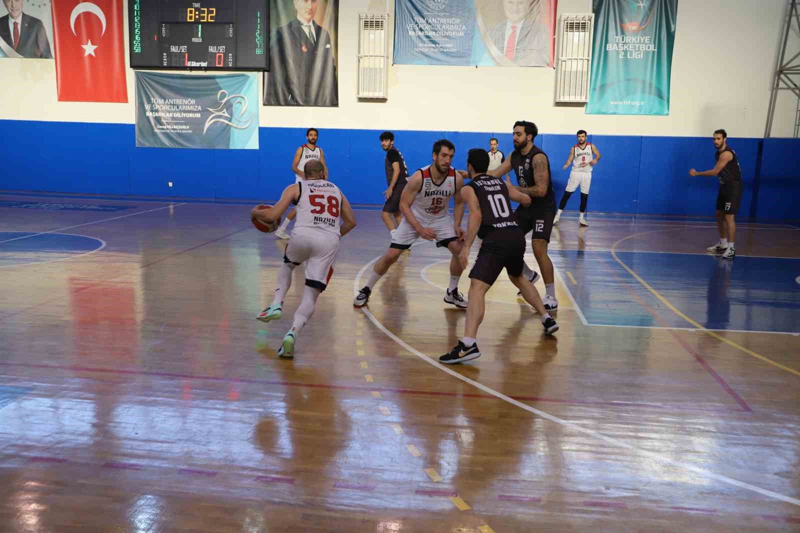 Nazilli Belediyespor Erkek Basketbol Takımı önde başladı