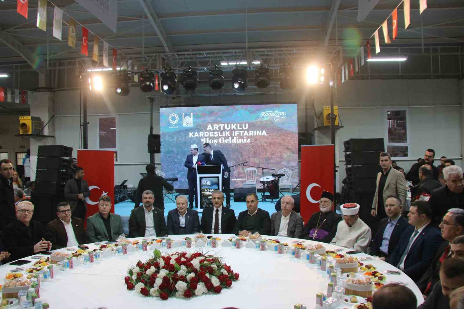 Mardin’de farklı inanç grupları kardeşlik iftarında buluştu