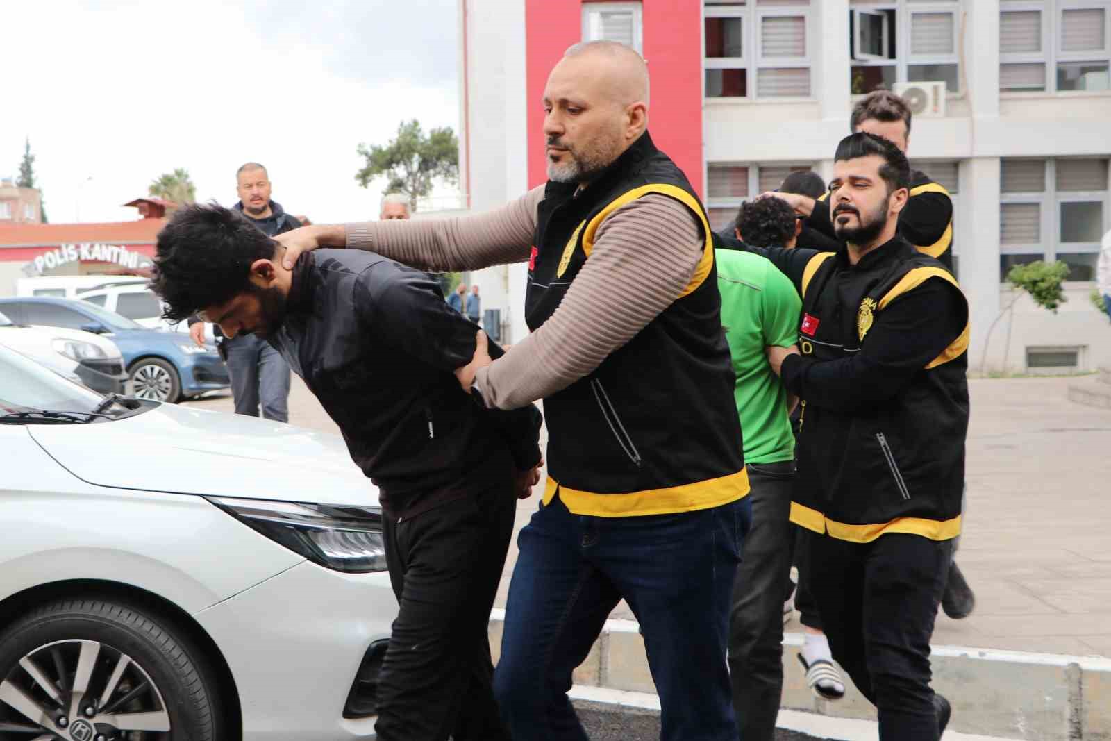 Motosiklet hırsızları polisten ka&ccedil;amadı

