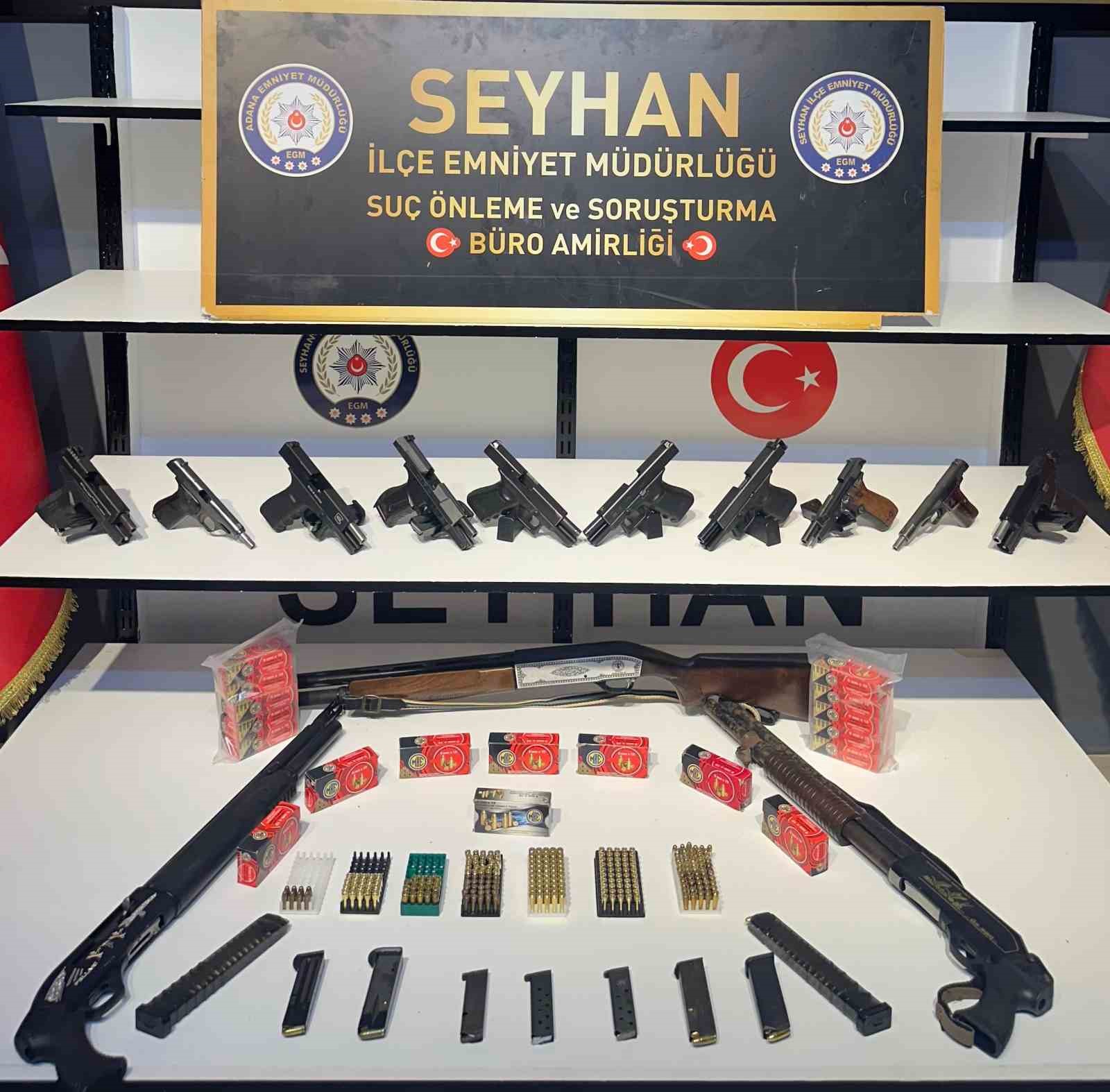 Adana&rsquo;da silah ka&ccedil;ak&ccedil;ılarına operasyon
