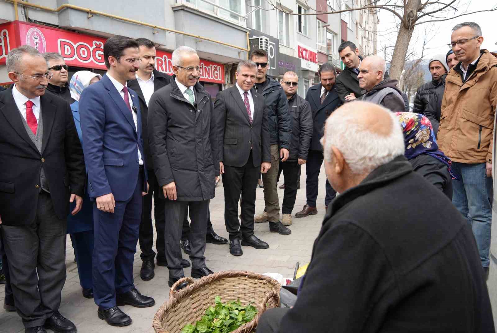 Bakan Uraloğlu’ndan Bolu’ya 4 köprülü kavşak müjdesi
