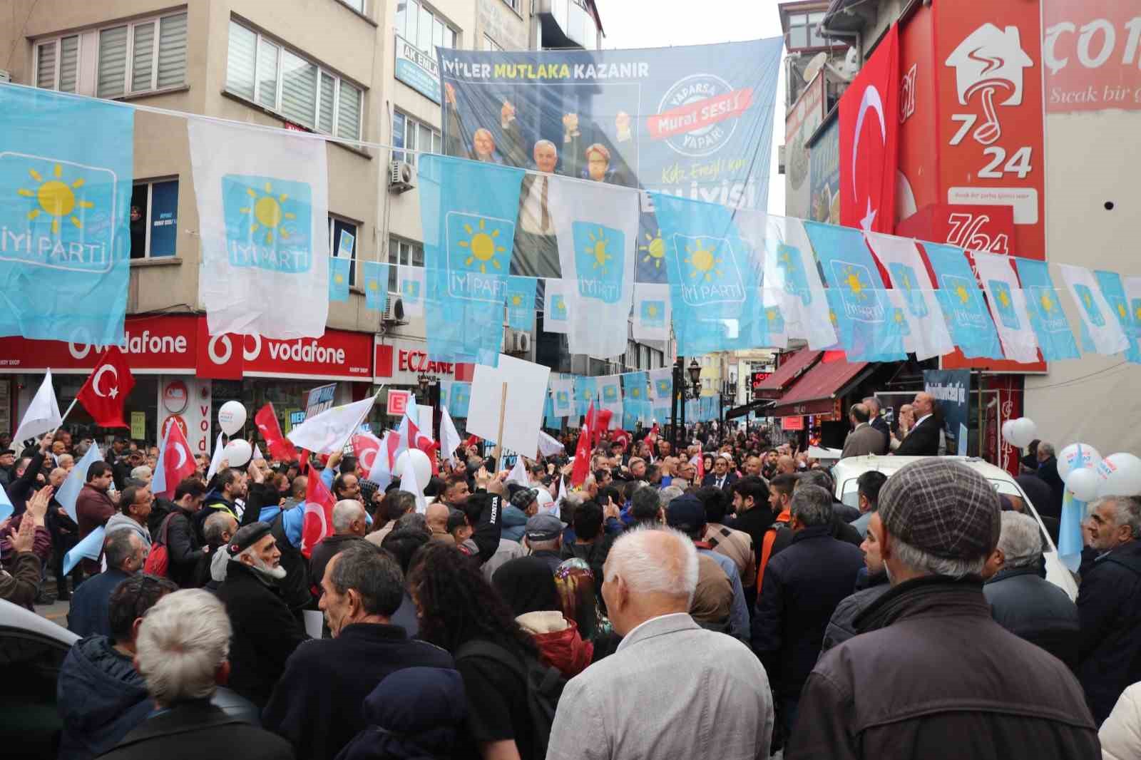 Sesli binlerce kişiye seslendi: “Seçimi alıyoruz”