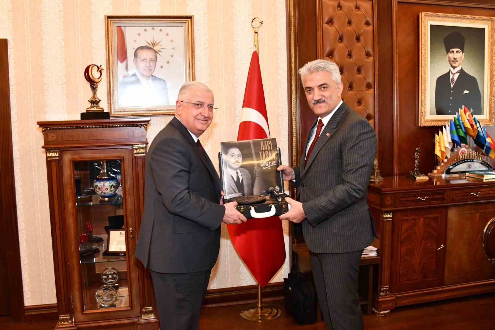 Millî Savunma Bakanı Güler, Kırıkkale Valiliği’ni ziyaret etti
