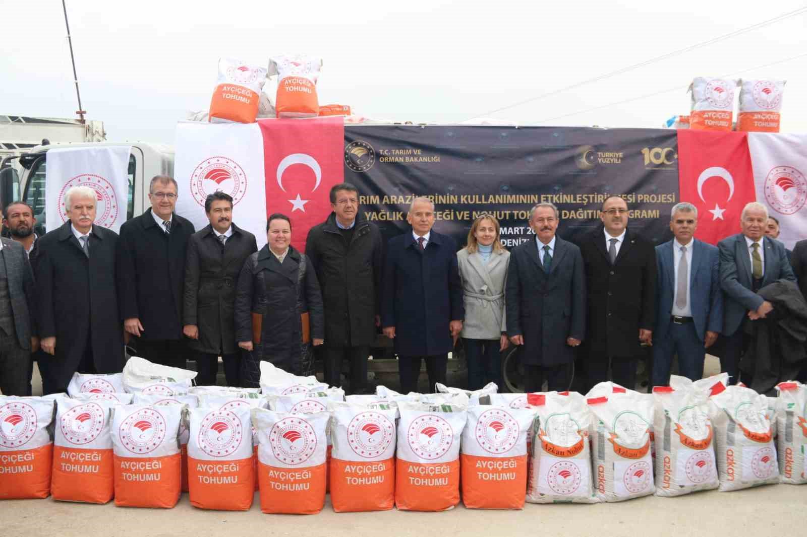 Denizli&rsquo;de 590 &uuml;reticiye 20 ton tohum dağıtıldı
