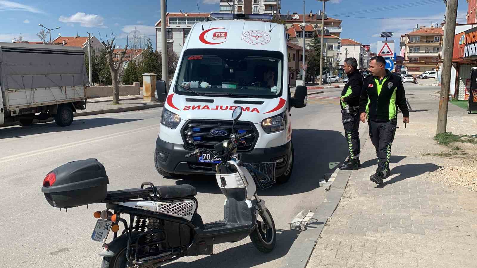 Polis, kazaya karışan yaşlı adamın gözündeki sorun nedeniyle ehliyetine el koydu