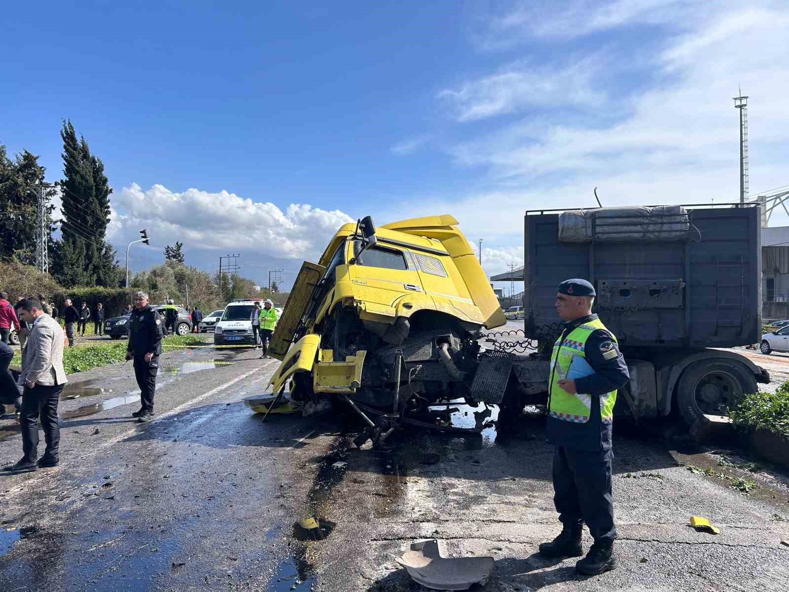 Hatay’da 6 kişinin öldüğü kazada bir aile yok oldu
