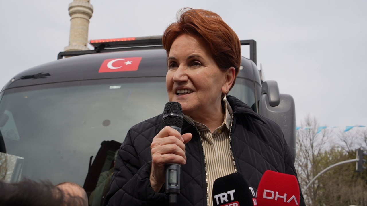 Akşener, CHP&rsquo;lileri hedef aldı: &ldquo;Adayımızın &ccedil;ekilmesini istemek ayıptır&rdquo;

