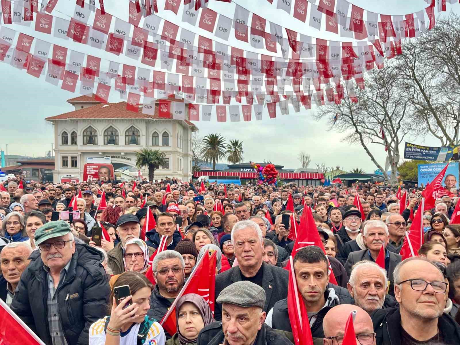 Özgür Özel, Akşener’e seslendi: "Sende olmayan vicdan ve insaf, İYİ Parti’nin iyi insanlarında var"
