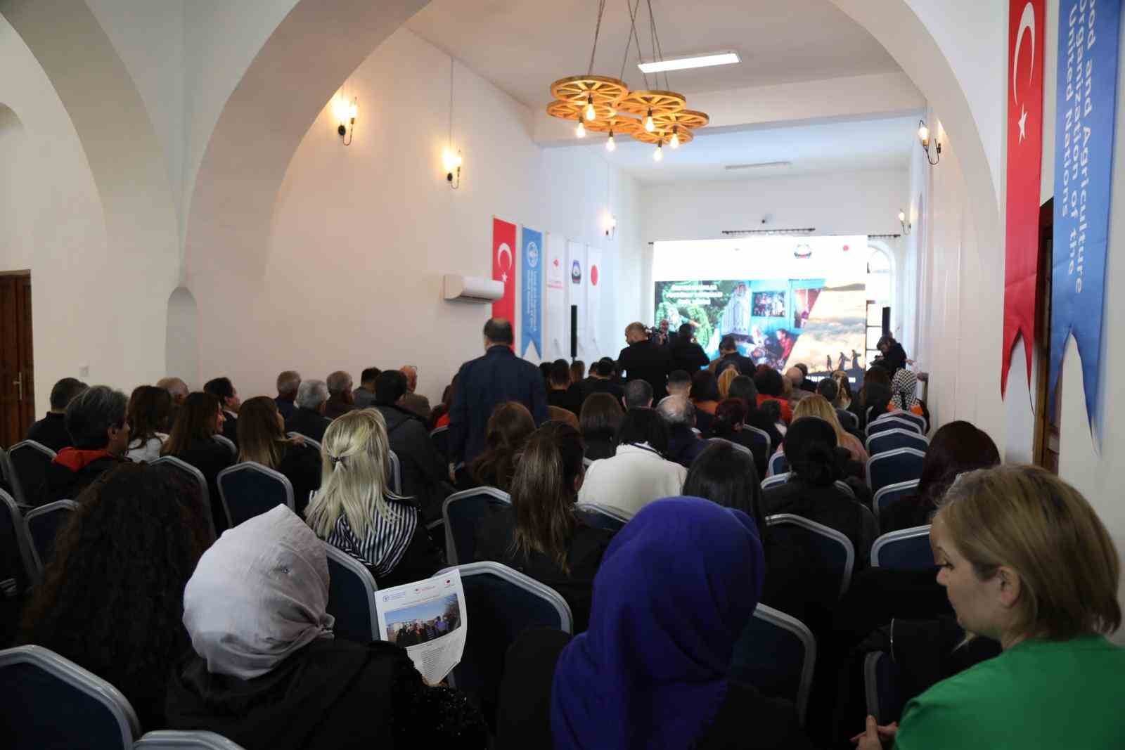 "Kırsal Topluluklar Tarımla Birleşiyor" projesinin kapanışı Diyarbakır’da yapıldı
