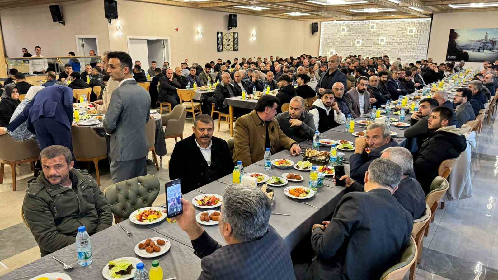 AK Partili Ataman, hemşerilerini iftar sofrasında ağırladı