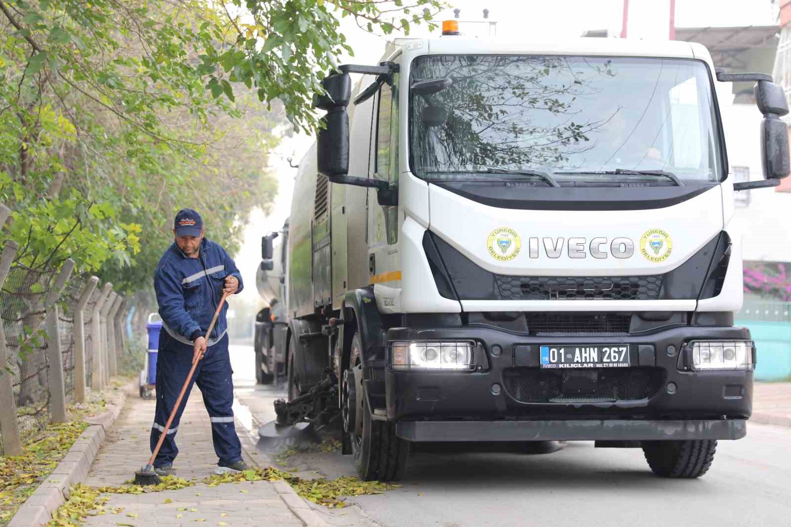 Y&uuml;reğir Belediye Başkanı Kocaispir: "Sokakları deterjanla yıkanan tek il&ccedil;e Y&uuml;reğir"
