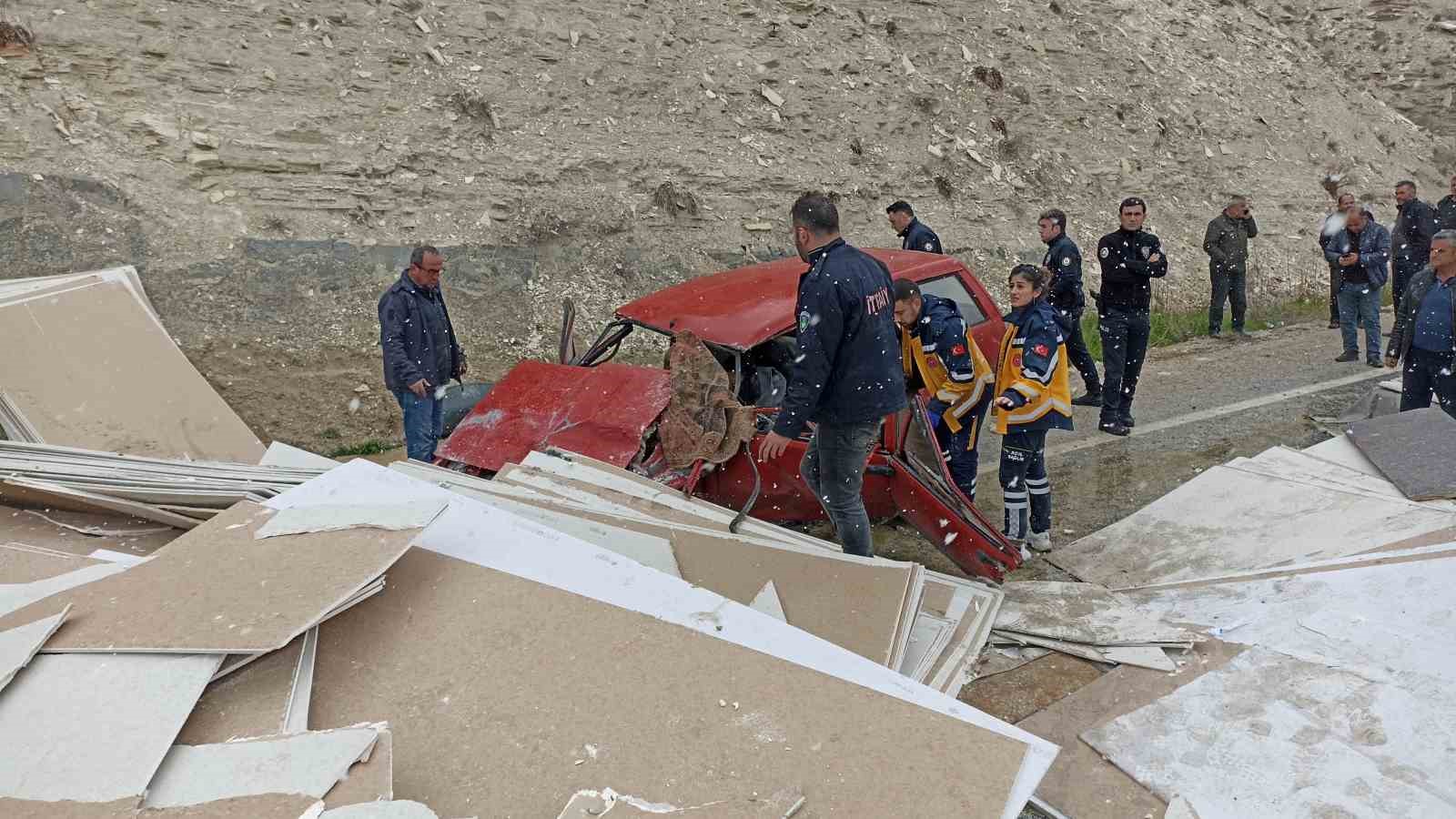 Sivas’ta feci kaza: 1 ölü, 4 yaralı
