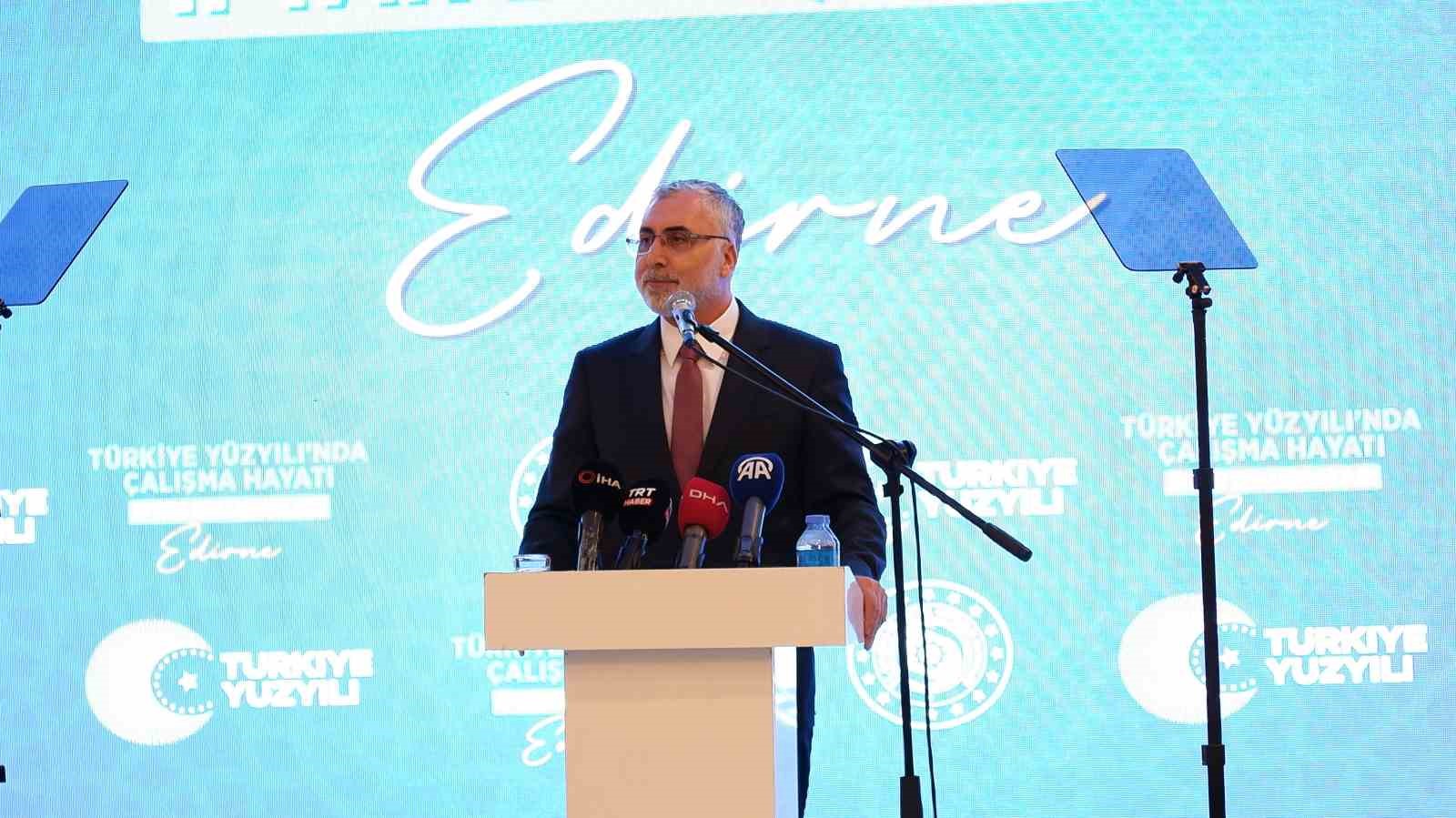 Bakan Işıkhan: "İşsizlik oranı ve genç işsizlik oranı son 10 yılın en düşük seviyesine geldi"